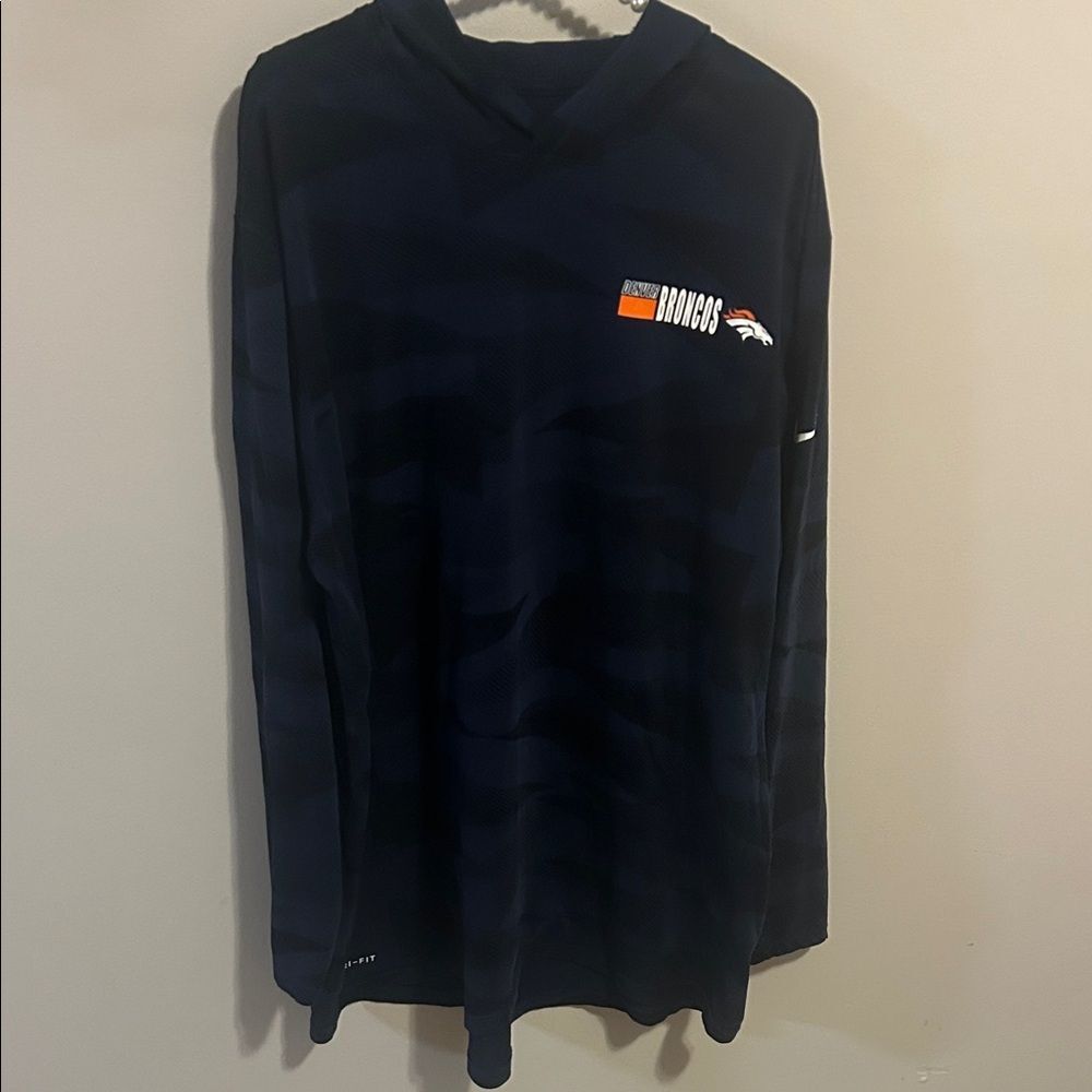Nike NFL On Field Denver Broncos Camo Long Sleeve Thin Hoodie XXL